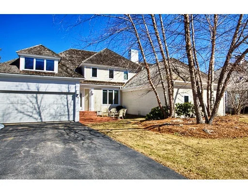 Unit for sale at 14 Highwood Lane, Ipswich, MA 01938