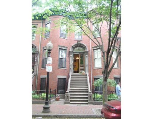 Unit for sale at 6 Wellington St., Boston, MA 02118
