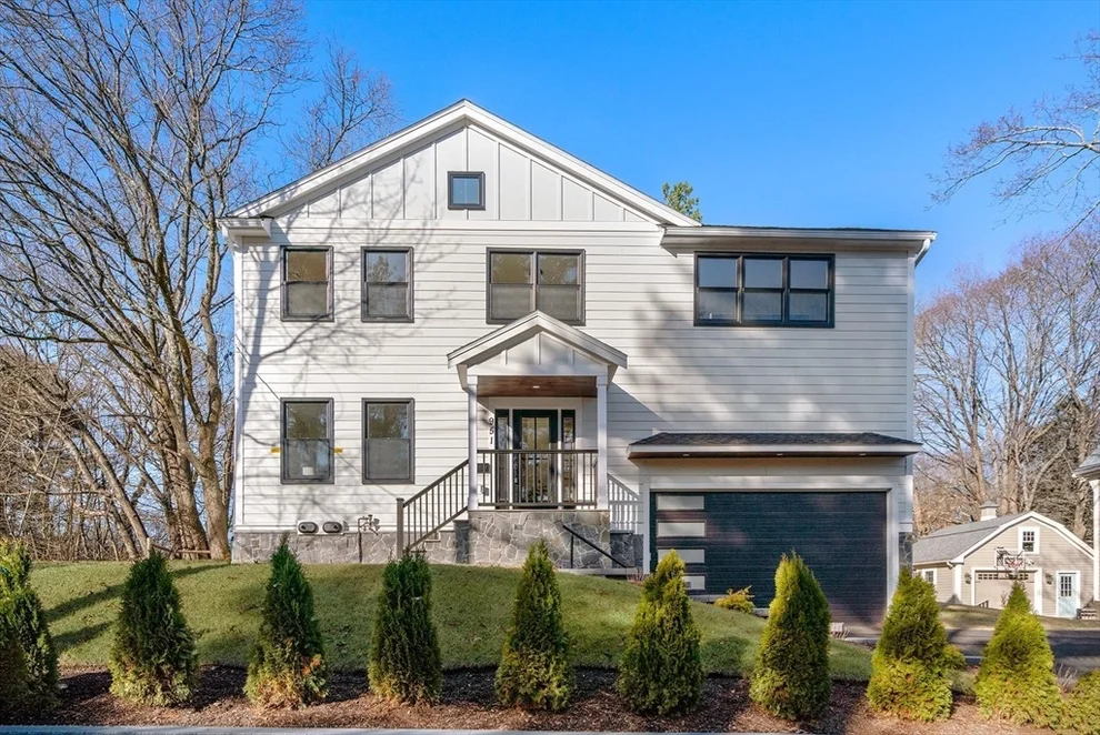 Unit for sale at 951 Walnut Street, Newton, MA 02461