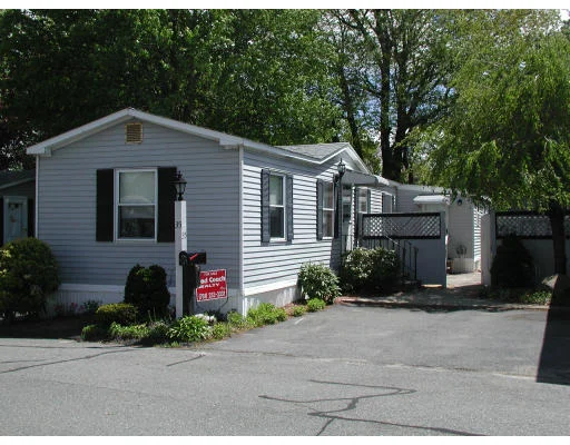 Unit for sale at 266 Newbury, Peabody, MA 01960