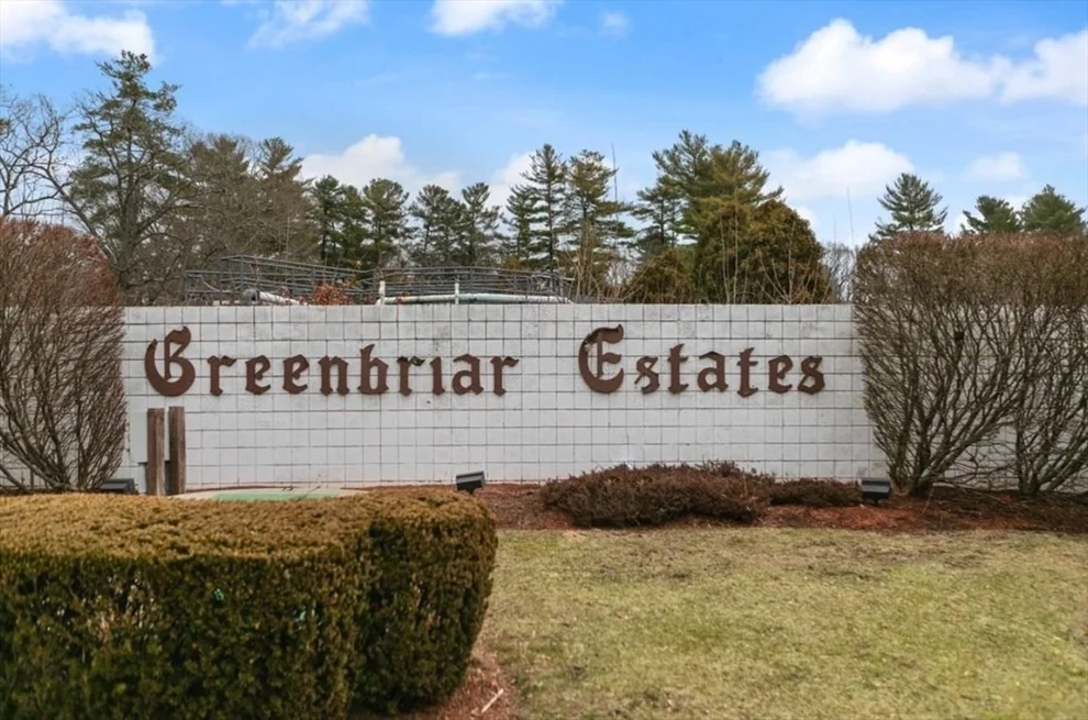 Unit for sale at 2 Greenbriar Dr, North Reading, MA 01864