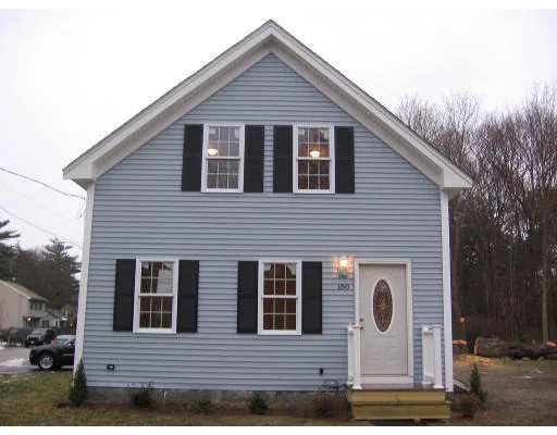Unit for sale at 166 Union Street, Holbrook, MA 02343