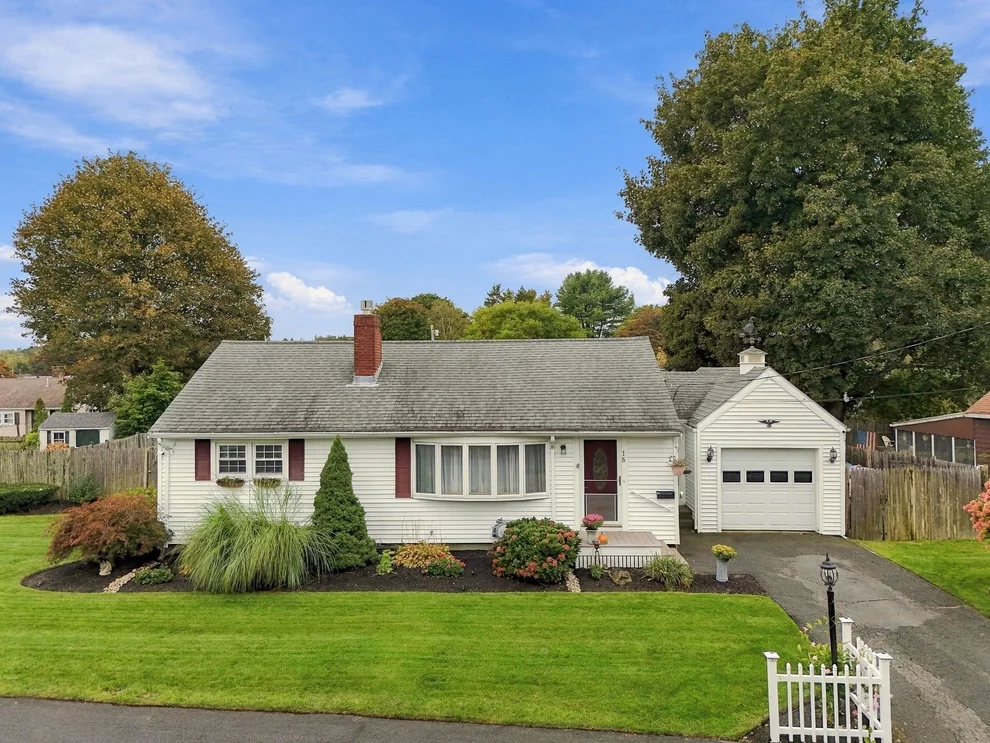 Unit for sale at 15 Bow, Danvers, MA 01923