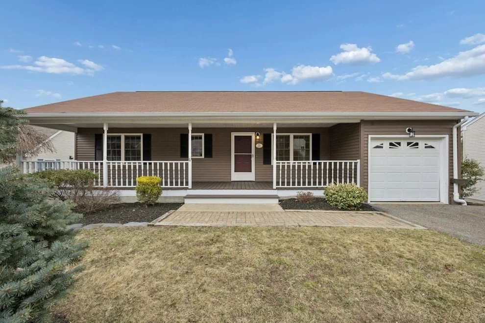 Unit for sale at 9 Bryant Lane, Northborough, MA 01532