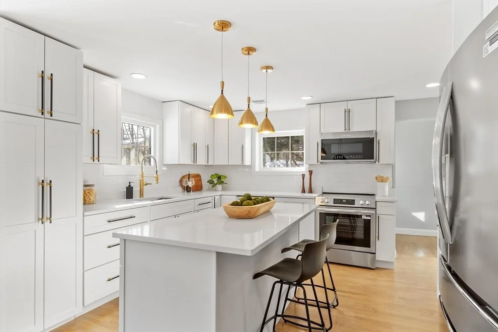 Unit for sale at 401 Belknap Rd, Framingham, MA 01701