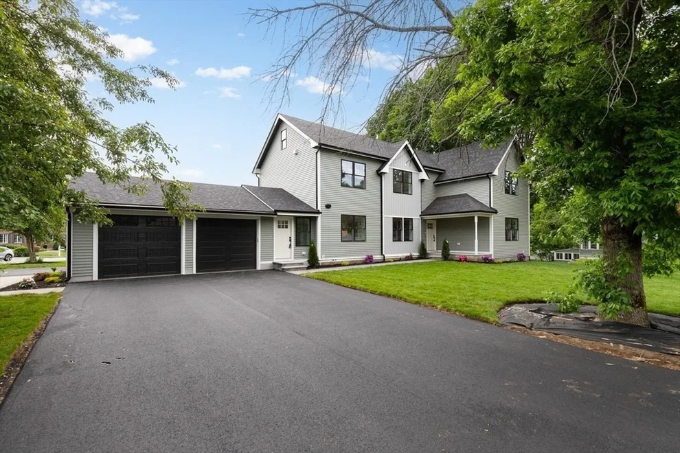 Unit for sale at 480 West Street, Reading, MA 01867