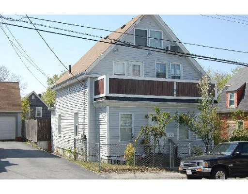 Unit for sale at 28 Slocum, Acushnet, MA 02743