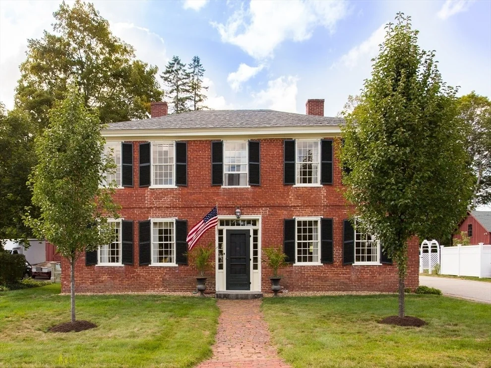 Unit for sale at 28 N Main St, West Brookfield, MA 01585