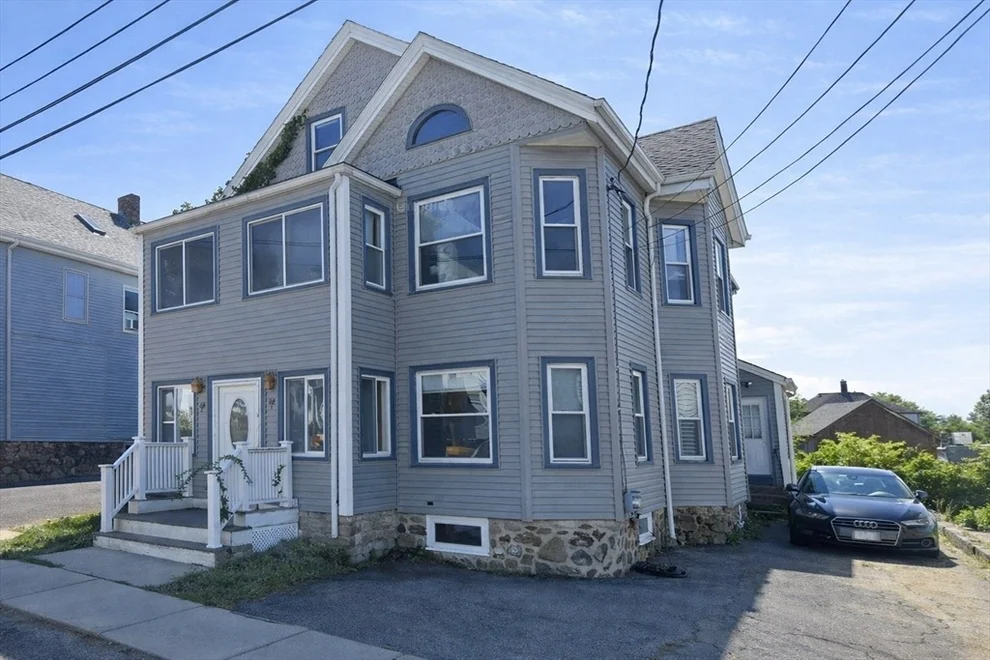 Unit for sale at 15 Underwood Park, Waltham, MA 02453