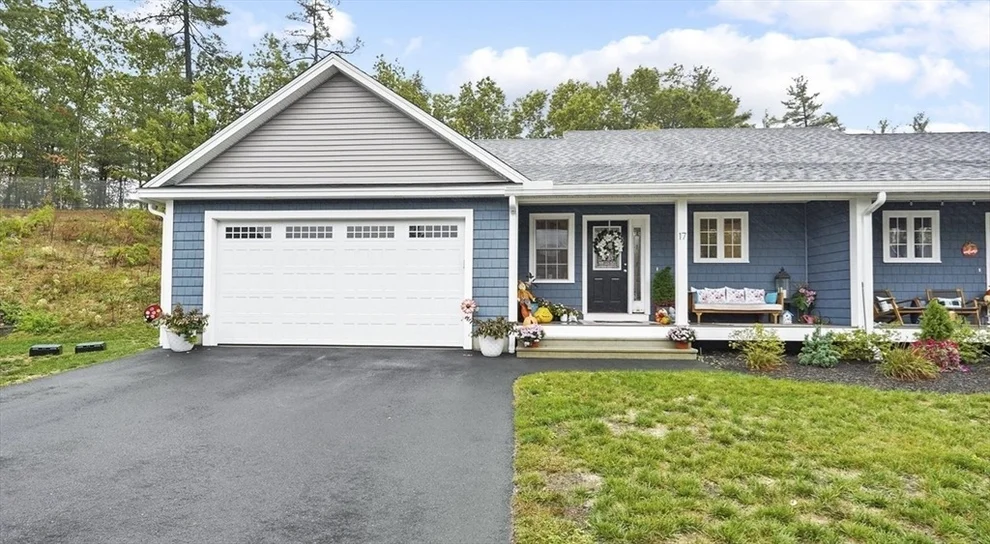 Unit for sale at 17 Turtle Ln, Sterling, MA 01564