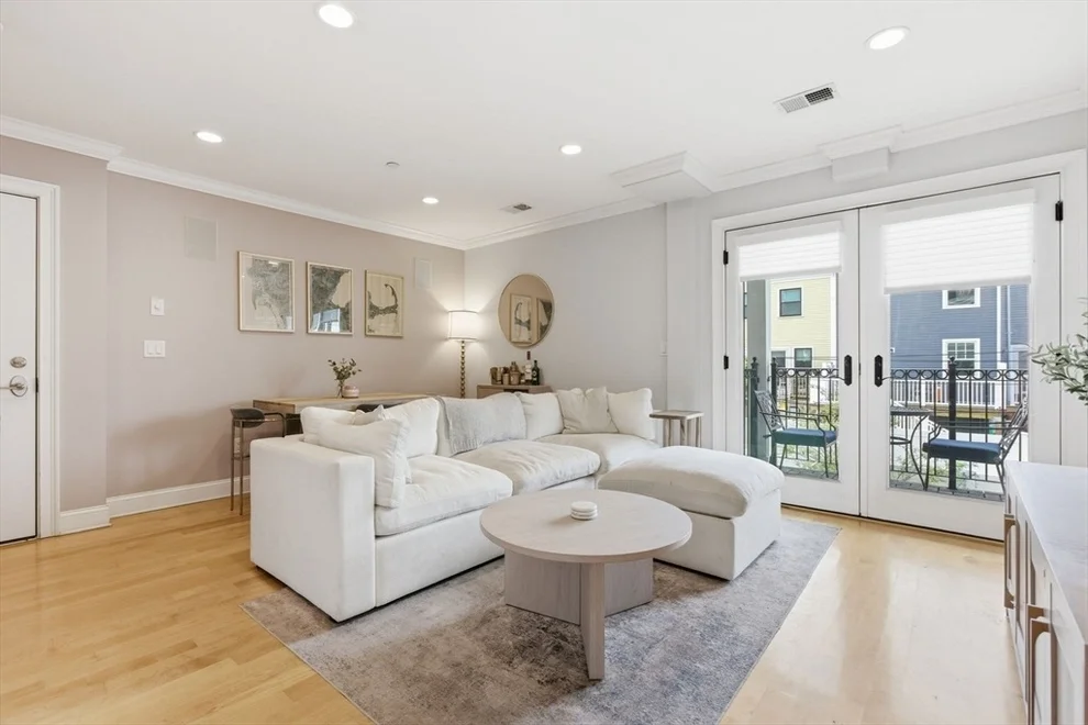 Unit for sale at 881 E 2nd St, Boston, MA 02127
