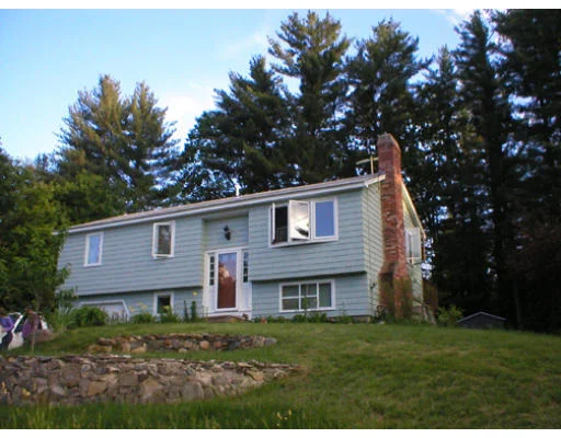 Unit for sale at 71 Ash St, Townsend, MA 01469