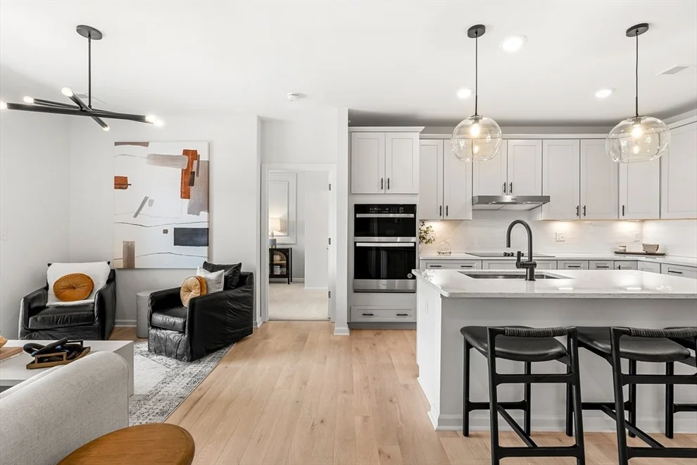 Unit for sale at 5 Peters Farm Way, Westborough, MA 01581