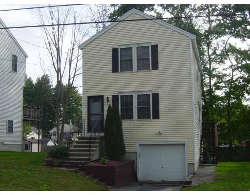 Unit for sale at 112 Valley Rd, Dracut, MA 01826