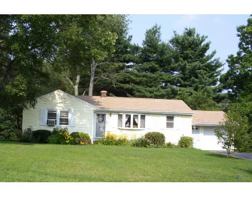 Unit for sale at 262 Chapel, Holden, MA 01520
