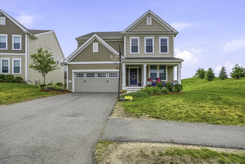Unit for sale at 2 Poplar Ln, Hopkinton, MA 01748