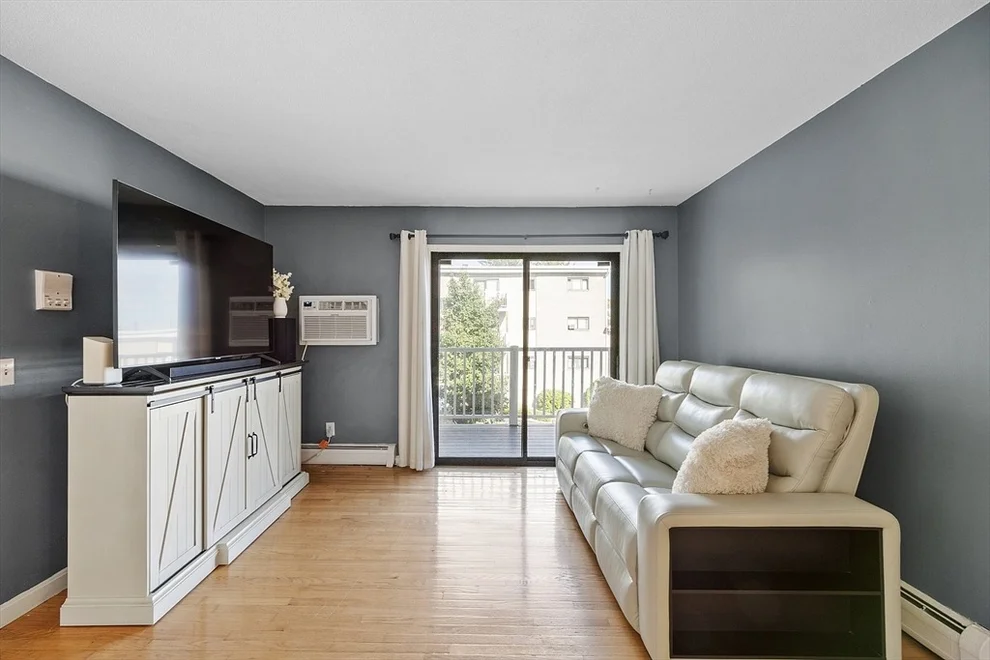 Unit for sale at 37 Hosmer St, Marlborough, MA 01752