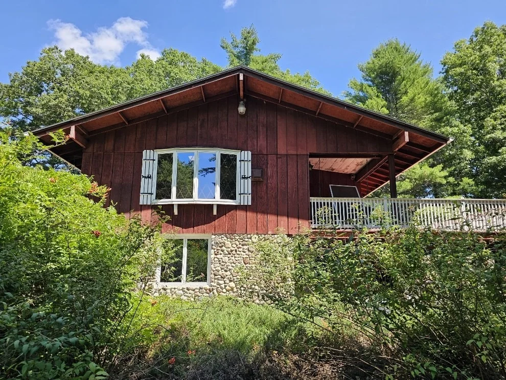 Unit for sale at 135 Peck Brothers Rd, Monson, MA 01057