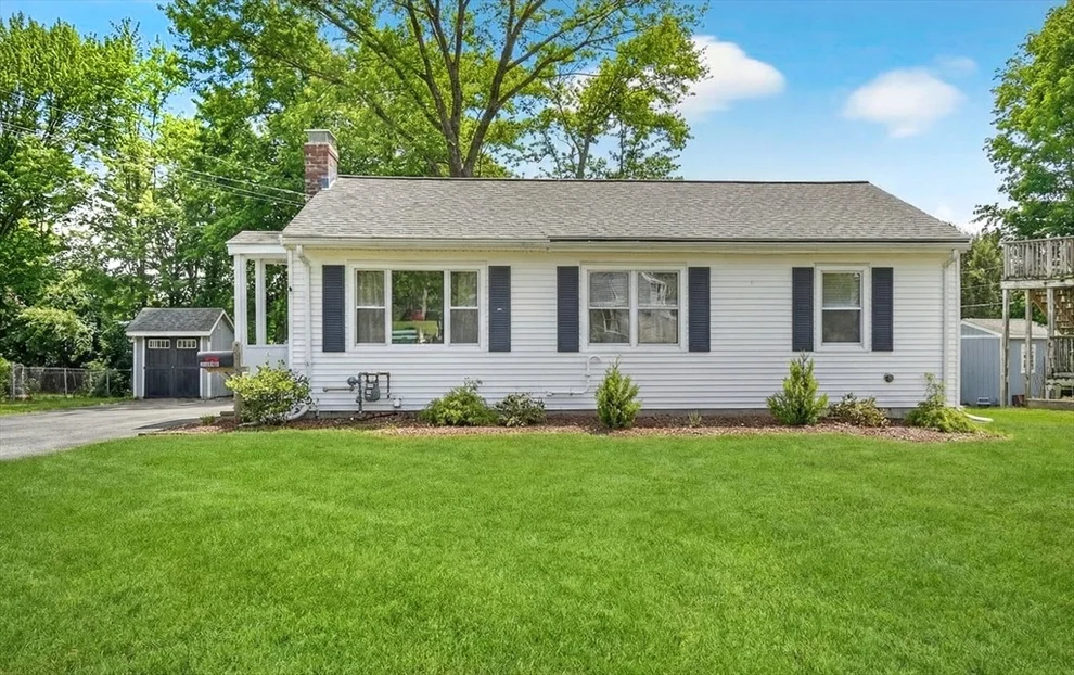 Unit for sale at 9 Valley Road, Norwood, MA 02062