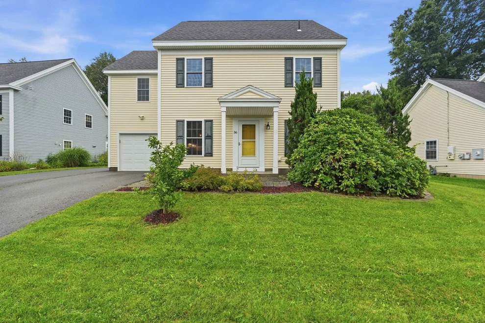 Unit for sale at 36 Treehouse Cir, Easthampton, MA 01027