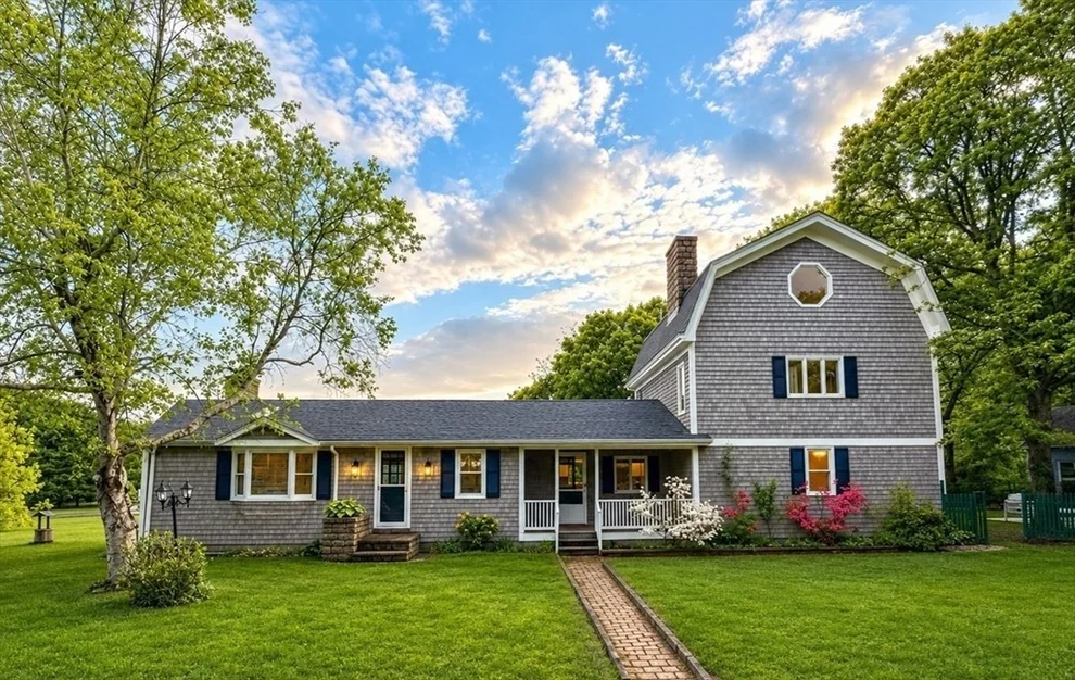 Unit for sale at 98 Ebony St, Fairhaven, MA 02719