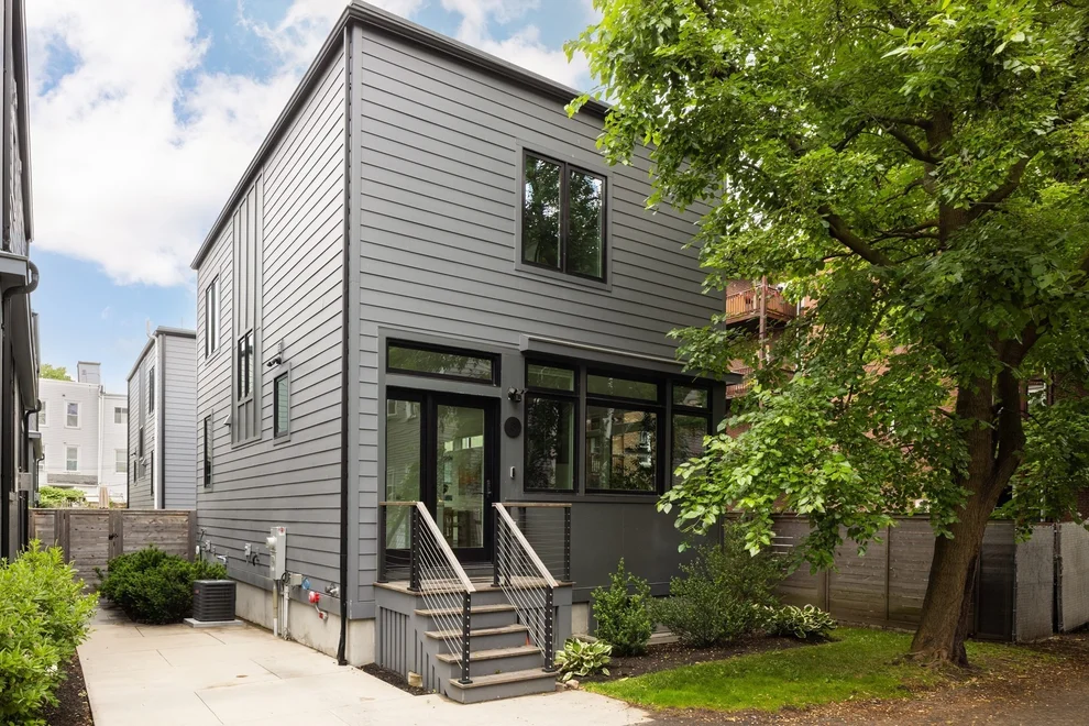 Unit for sale at 8 Richardson St, Cambridge, MA 02139
