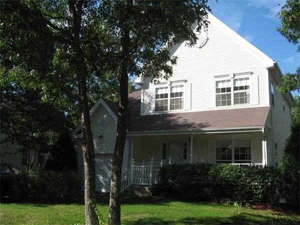 Unit for sale at 8 Ouimet Ln, Foxboro, MA 02035