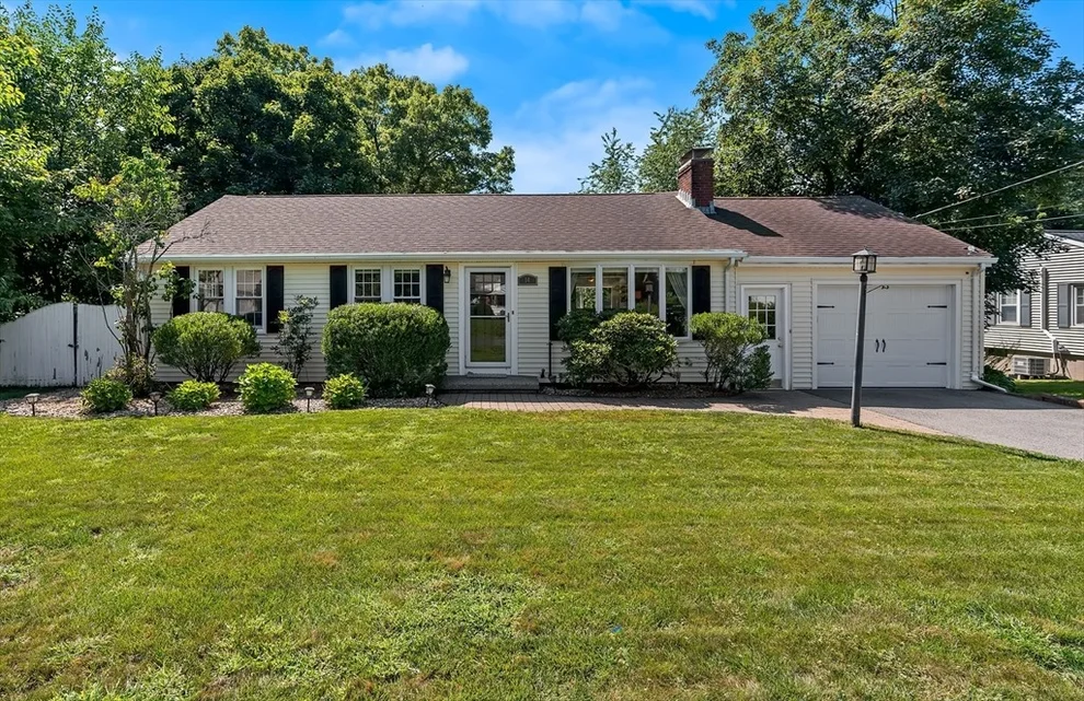Unit for sale at 14 Sunset Drive, Northborough, MA 01532