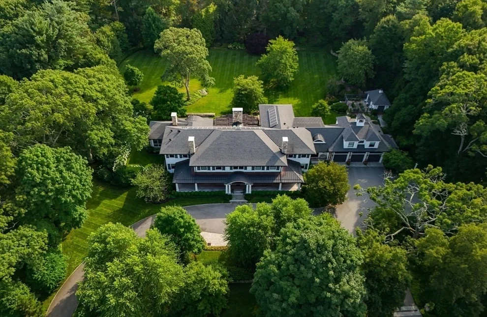 Unit for sale at 184 Cliff Road, Wellesley, MA 02481