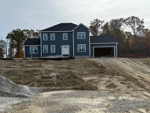 Unit for sale at 114 Turner Farm Rd., Uxbridge, MA 01569