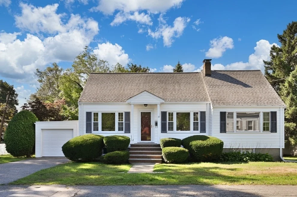 Unit for sale at 33 Wilson Rd, Stoneham, MA 02180