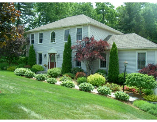 Unit for sale at 42 Daniel Ridge, Westfield, MA 01085