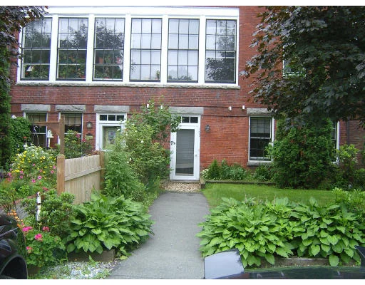 Unit for sale at 160 Salem St, Haverhill, MA 01835