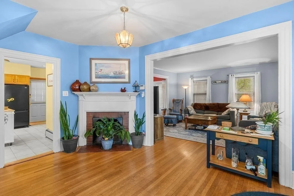 Unit for sale at 260 Maple St, New Bedford, MA 02740
