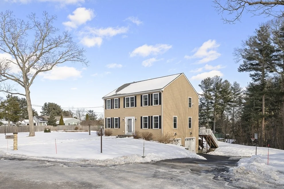 Unit for sale at 18 Hillsview St, Canton, MA 02021