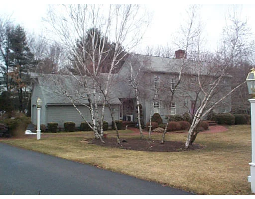 Unit for sale at 6 Seminole Road, Canton, MA 02021