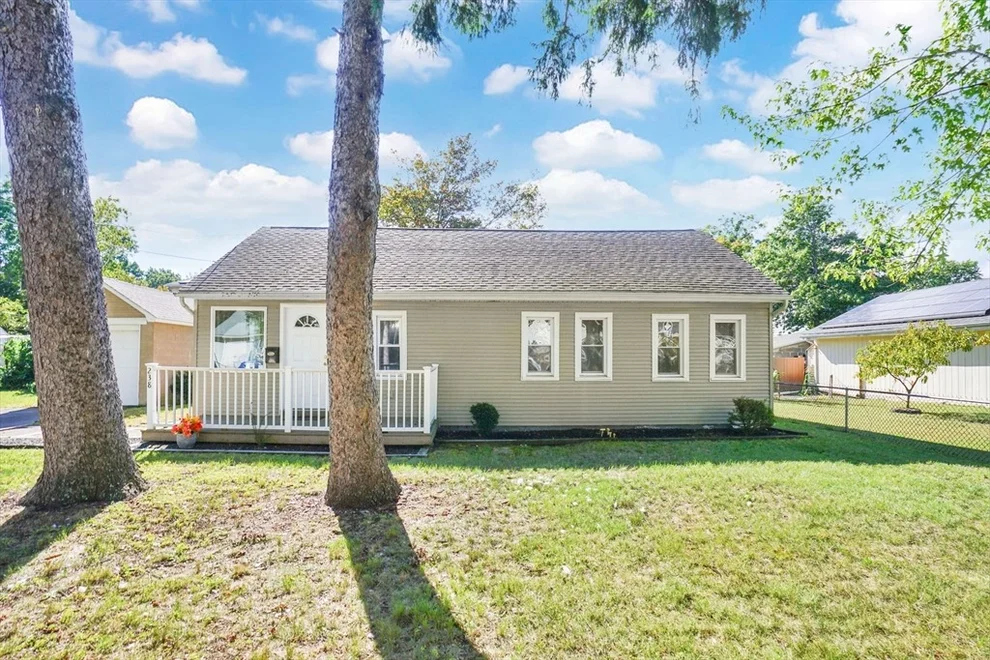 Unit for sale at 238 Merrimac Ave, Springfield, MA 01104
