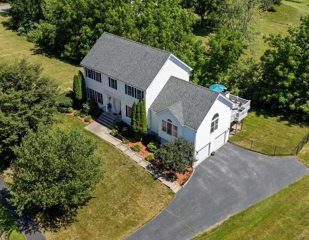 Unit for sale at 8 Mill River Ln, Rowley, MA 01969