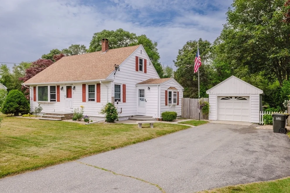 Unit for sale at 15 Truman St, Westport, MA 02790