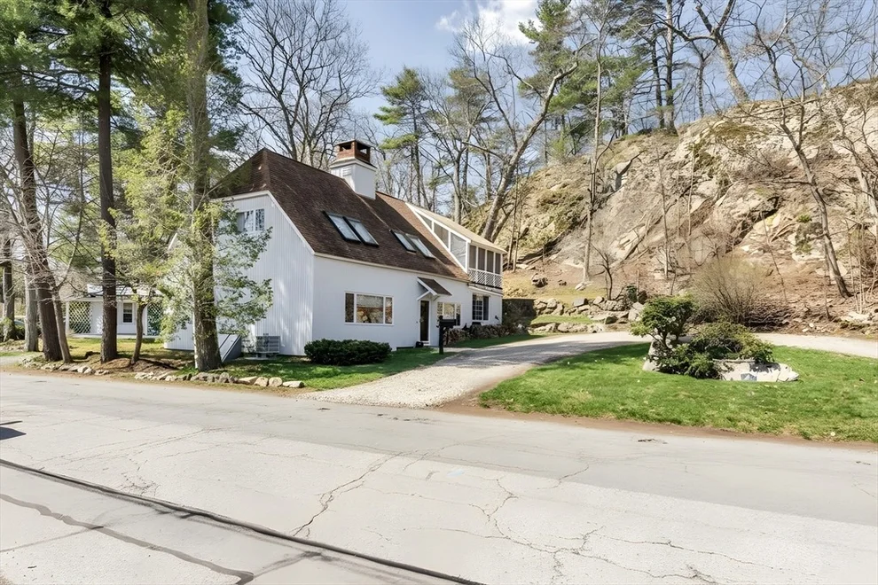 Unit for sale at 40 Webster Ave, Beverly, MA 01915