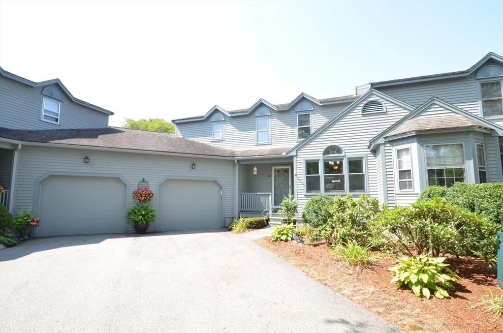 Unit for sale at 65 Bayberry Common, Franklin, MA 02038