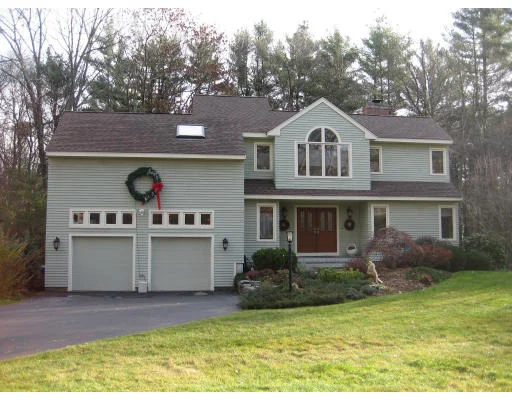 Unit for sale at 7 Shannon Circle, Westford, MA 01886