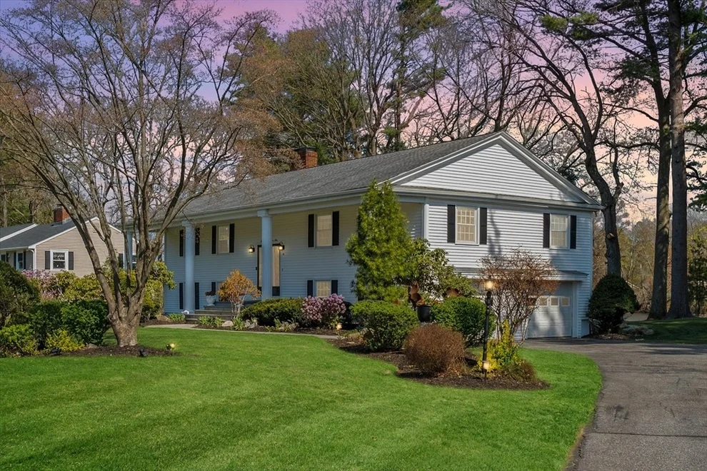 Unit for sale at 14 Cherry Oca Lane, Framingham, MA 01702