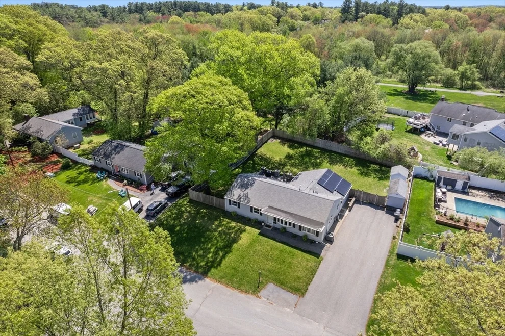 Unit for sale at 5 Eclipse Ave, Chelmsford, MA 01824