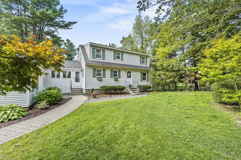 Unit for sale at 162 Fisher Road, Fitchburg, MA 01420