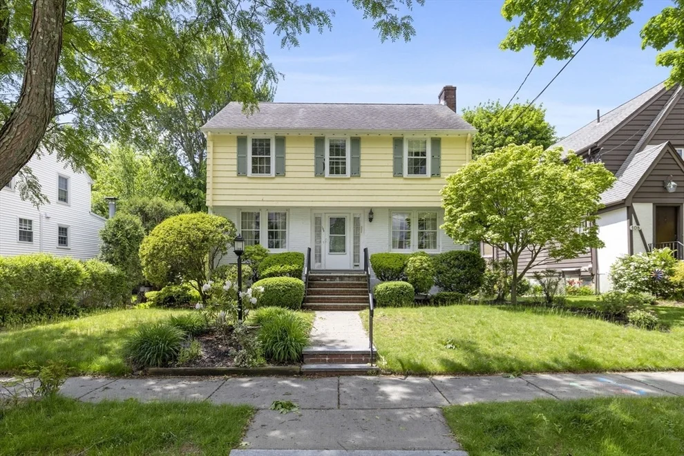Unit for sale at 102 Oakdale Road, Newton, MA 02461