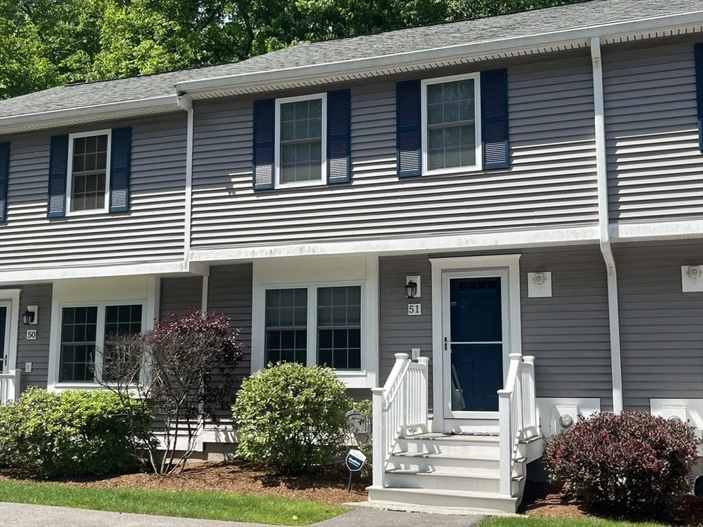 Unit for sale at 51 Benjamin Landing Ln, Franklin, MA 02038