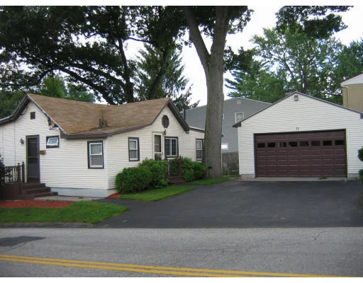 Unit for sale at 11 Rolf, Chicopee, MA 01020