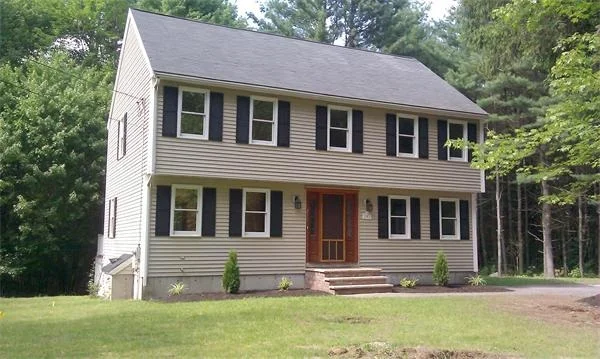 Unit for sale at 271 Westford Rd, Tyngsborough, MA 01879