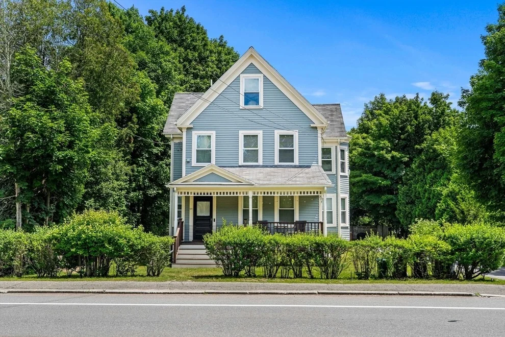 Unit for sale at 191 Bay Rd, Hamilton, MA 01982